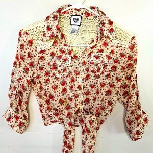 Beautiful cow boy / floral crop top Y2K